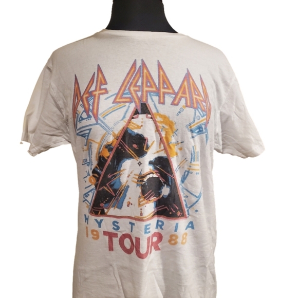 American Classic Tops - Vintage Def Leppard Concert Tshirt NWOT